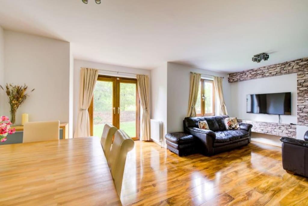 Lovely 2 Bdr In Dalry / Near Haymarket Appartement EDI
